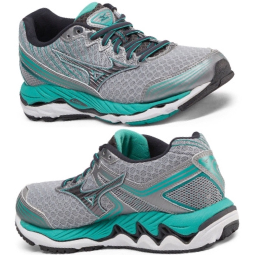 MIZUNO Wave Paradox 2 Performance Running Sneakers
